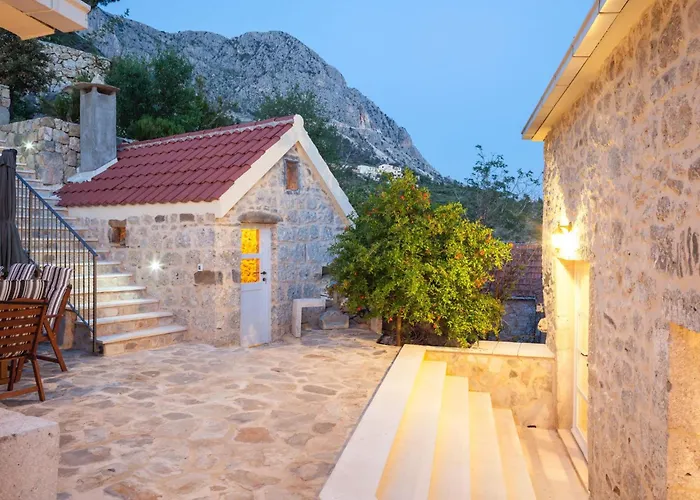 Wunderschoene Steinvilla Mit Tollem Ausblick By Interhome Holiday home