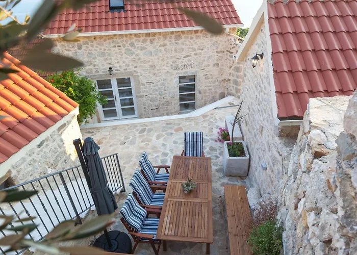 Holiday home Wunderschoene Steinvilla Mit Tollem Ausblick By Interhome