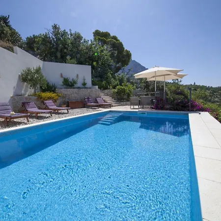Будинок відпочинку Wunderschoene Steinvilla Mit Tollem Ausblick By Interhome Подгора