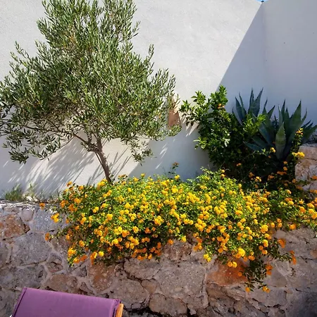 Wunderschoene Steinvilla Mit Tollem Ausblick By Interhome *