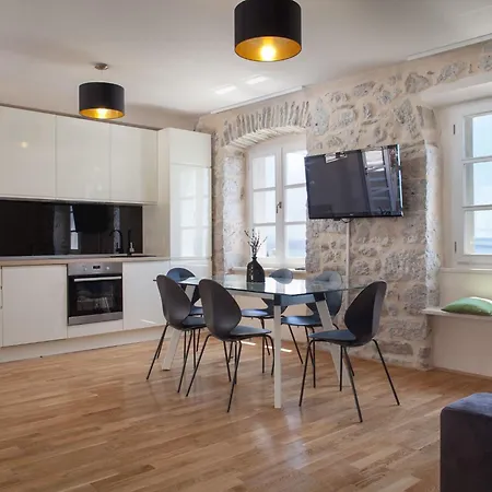 Vikendica Wunderschoene Steinvilla Mit Tollem Ausblick By Interhome Podgora (Split-Dalmatia)