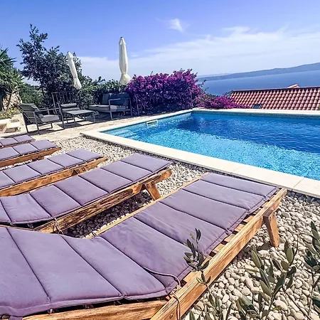 Будинок відпочинку Wunderschoene Steinvilla Mit Tollem Ausblick By Interhome